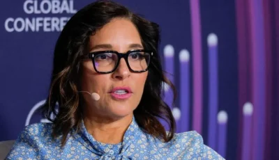 ليندا يكارينو تستقيل من رئاسة شركة «إكس»