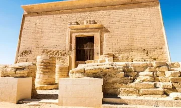 معبد سوبك.. حكاية حراسة النيل وإله الجمال