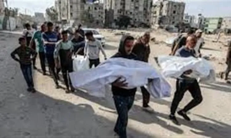 شهداء وجرحى من المتواجدين في انتظار المساعدات شمال وجنوب قطاع غزة