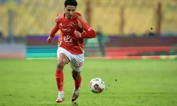 الأهلي يتلقى عرضين من أندية سعودية وفرنسية لمحمد عبد الله