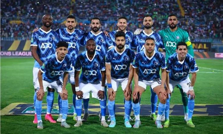 الفيفا يجتمع مع إدارة بيراميدز لمناقشة استعدادات مباراة أوكلاند سيتي