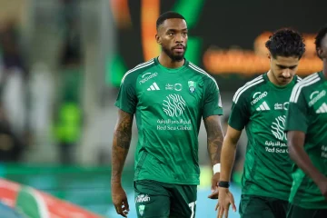 توقيت المباراة الودية بين الأهلي ودوردريخت والقنوات التي ستنقلها