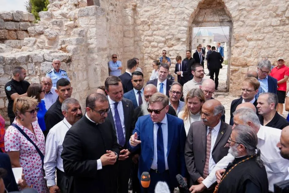 لا توجد لدينا خطط عاجلة للاعتراف بالدولة الفلسطينية.