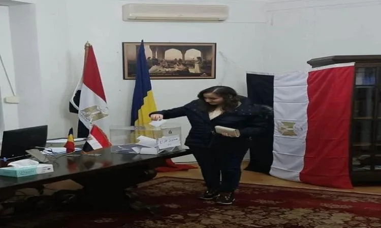 المصريون في أرمينيا يستمرون في الحضور للإدلاء بأصواتهم في انتخابات مجلس الشيوخ.