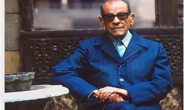 رمز الأدب المصري الذي حفظته الكلمة والصورة